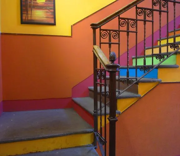 California Hostal