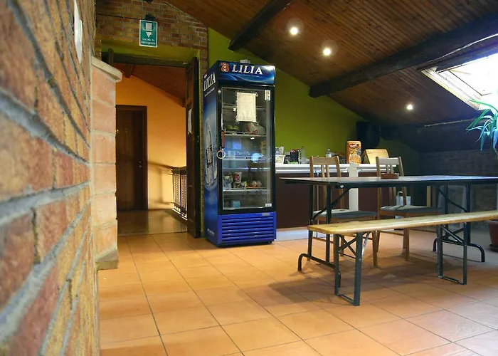 Hostel California *