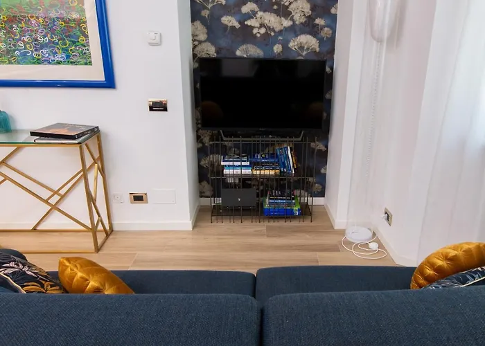 Madeleine - Arco Della Pace Milano