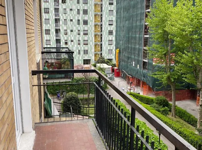 First Apartman Milánó