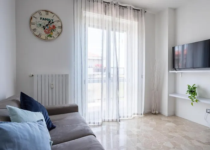 Apartament Rent - Parking And Comfort - Spacious Up To 8 Pax *