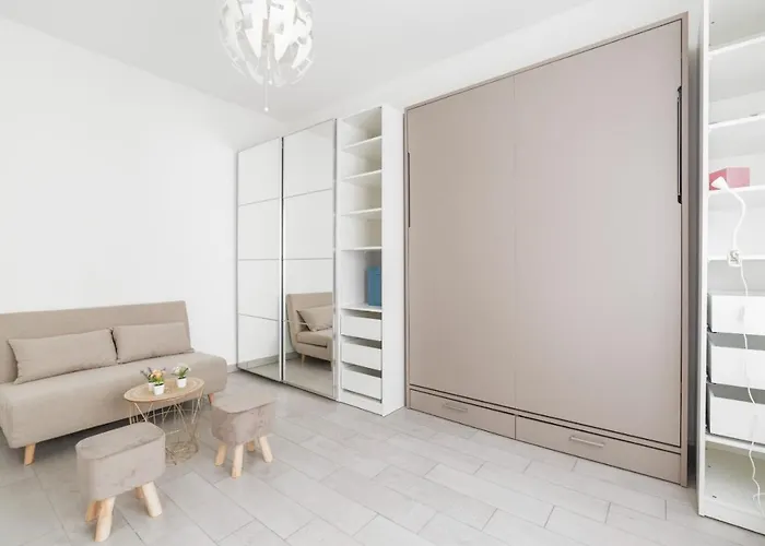 アパート Guesthost - Piazza Tripoli Bright ミラノ