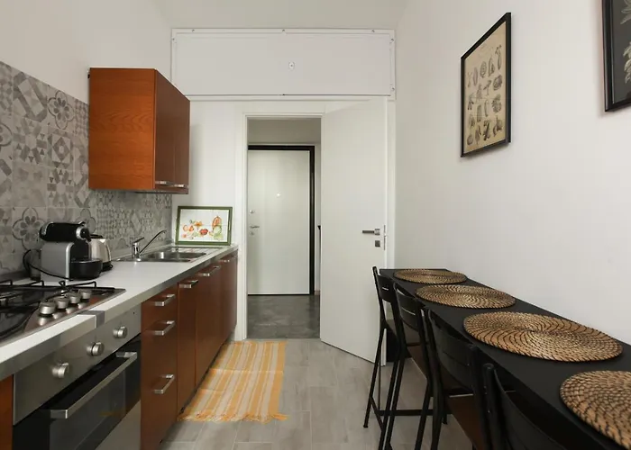 New Fashion District, 3 Bdrs - 30 Minutes From Linate With New Subway 아파트 밀라노