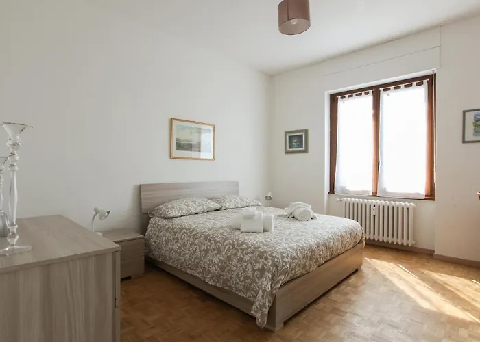 New Fashion District, 3 Bdrs - 30 Minutes From Linate With New Subway Apartament *