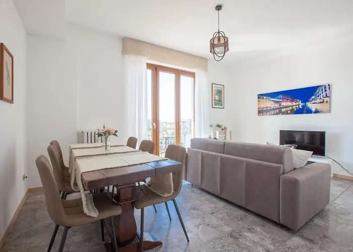 New Fashion District, 3 Bdrs - 30 Minutes From Linate With New Subway Apartament *