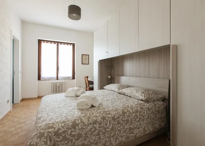 Apartament New Fashion District, 3 Bdrs - 30 Minutes From Linate With New Subway