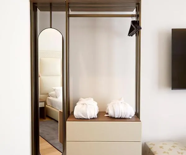 Prestige Boutique -piazza Duomo Apartment