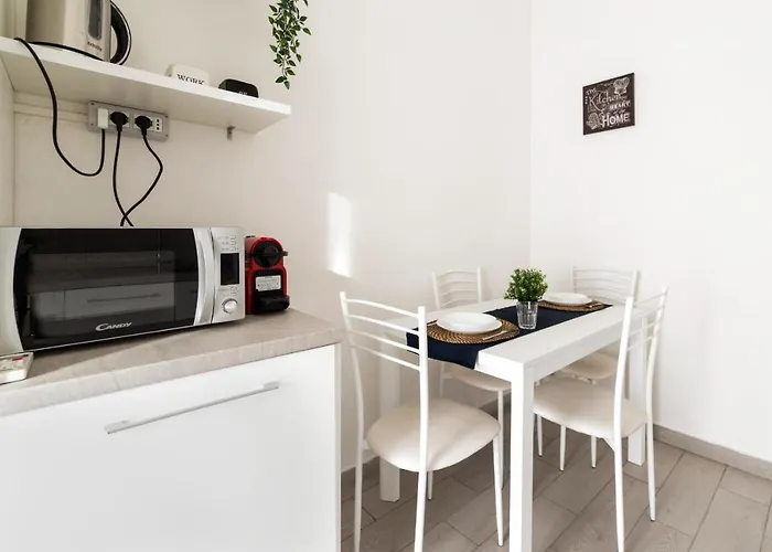 アパート Guesthost - Piazza Tripoli Bright *