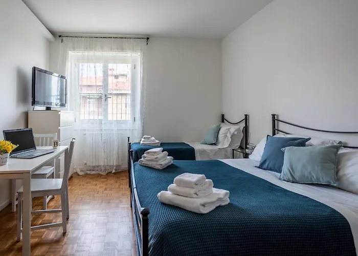 Rent - Parking And Comfort - Spacious Up To 8 Pax *