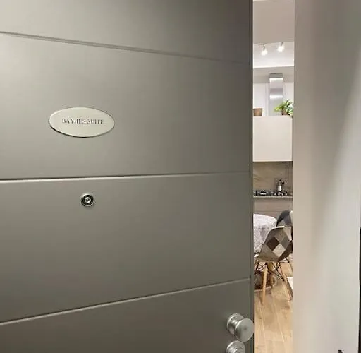 Nel Quartiere Bayres Completamente Rinnovata 밀라노