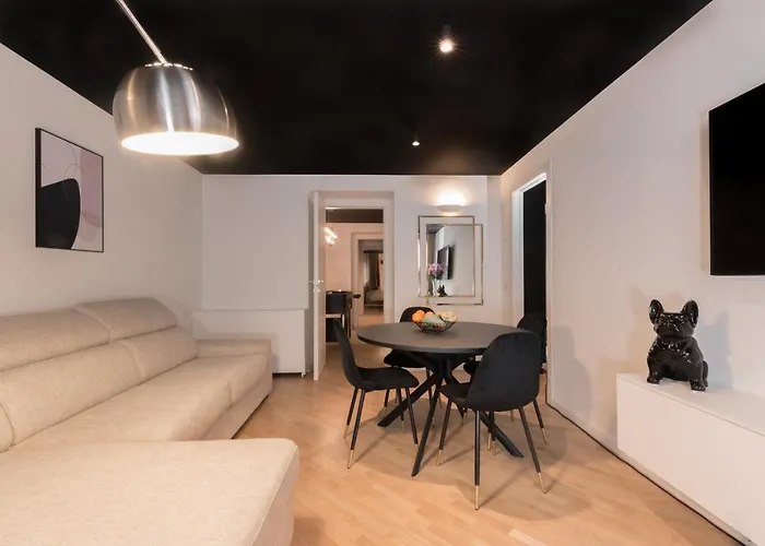 Brera Luxury Near Duomo With Wifi Appartamento Milano