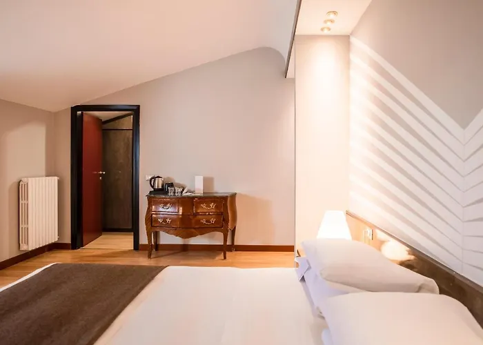 Romana Otel 4*
