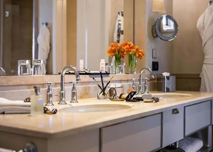 ホテル パラッツォ パリジ ホテル＆グランド スパ Lhw