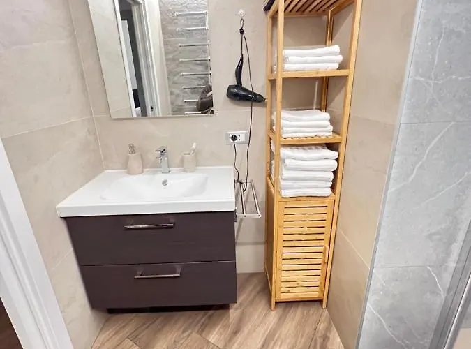 Monem's House Portello شقة *