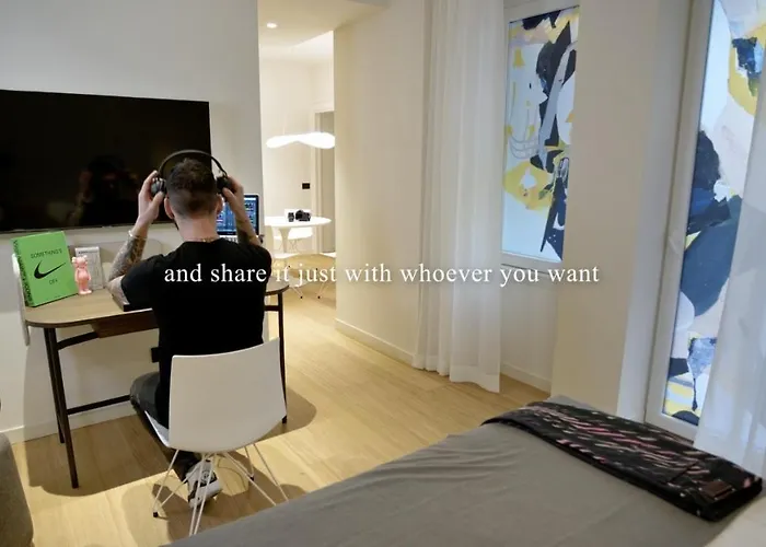 Sant'ambrogio Apartments, Reception H24