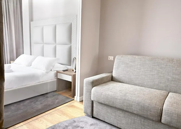 Prestige Boutique -piazza Duomo Apartment 4*