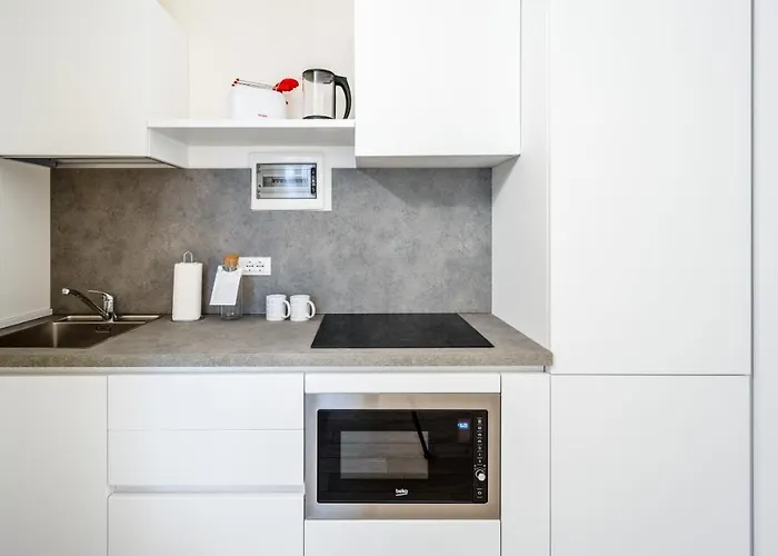 Apartmán Italianway - The B Village Business *