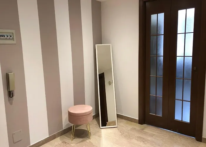 Ampio Bilocale A Appartamento Milano