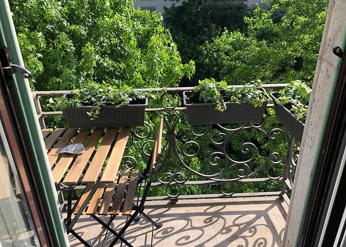 Casa Alberto Da Giussano, Elegante Bilocale In Centro Con Balcone Sul Parco *