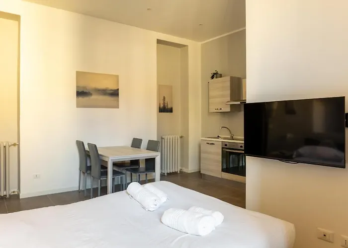 Newly Renovated Loft Near 아파트 밀라노