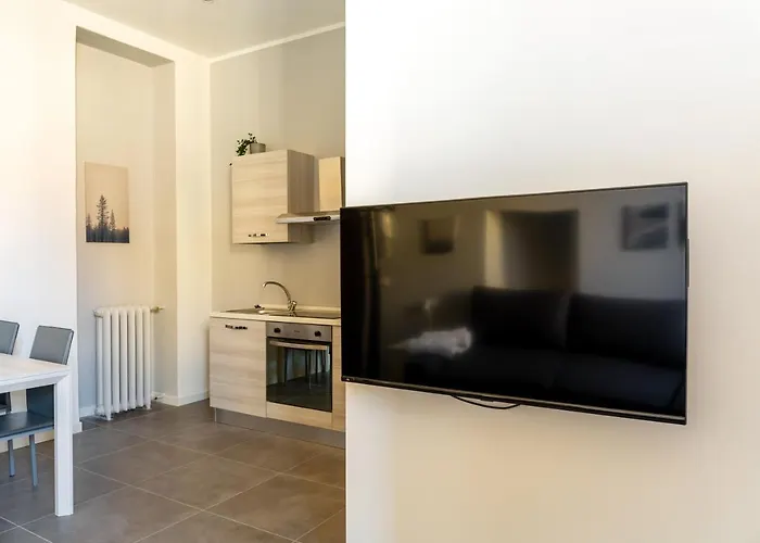 아파트 Newly Renovated Loft Near