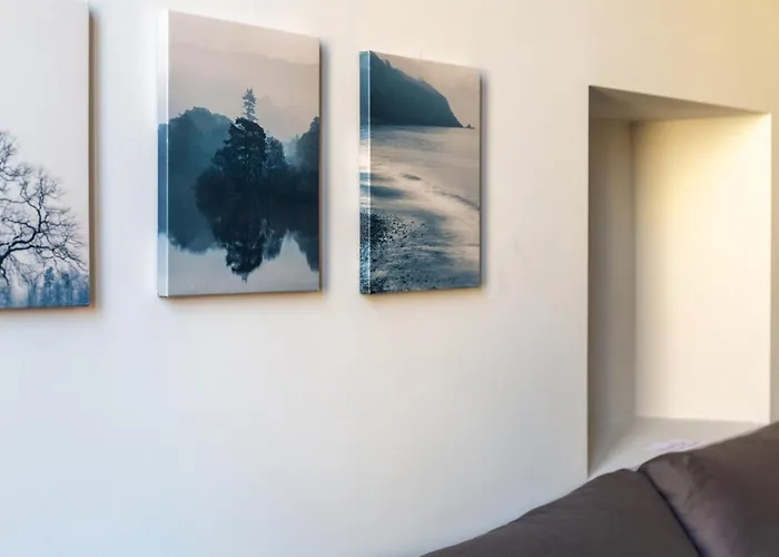 דירה Newly Renovated Loft Near