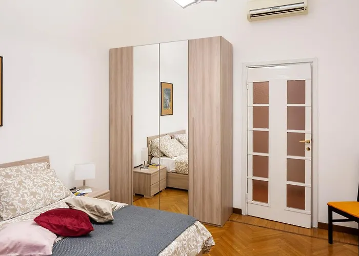 Central Apartment ميلان