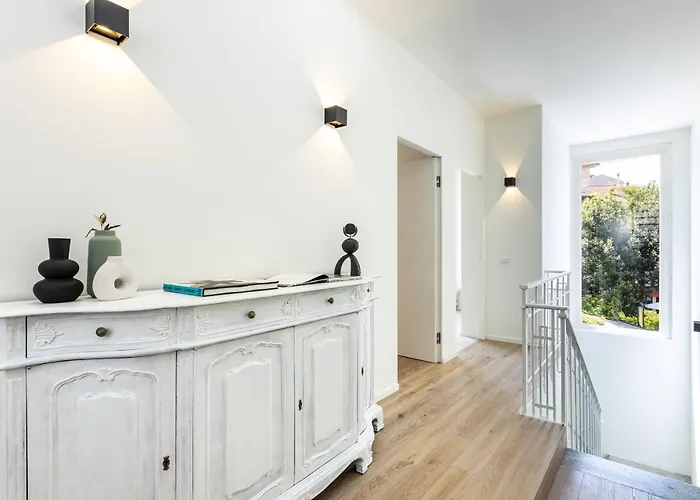 *villa Olivo*with Private Terrace & Jacuzzi + 3bedrooms * 米兰