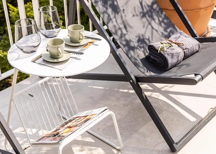 *villa Olivo*with Private Terrace & Jacuzzi + 3bedrooms