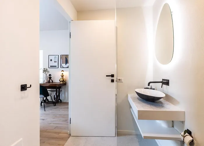 *villa Olivo*with Private Terrace & Jacuzzi + 3bedrooms 米兰