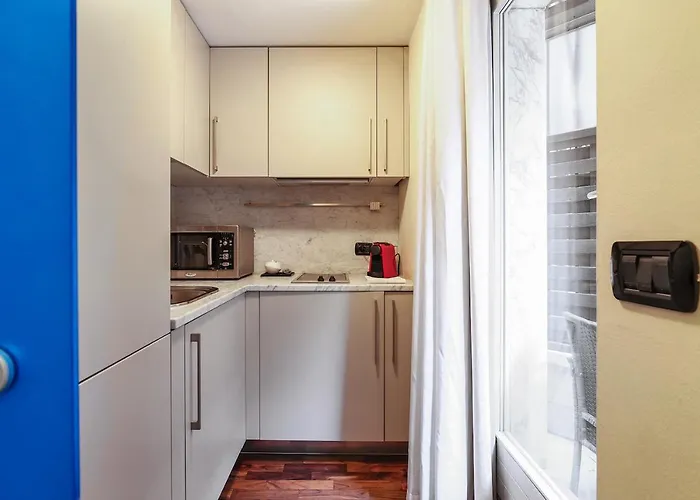 Contempora - Liberty Studio * Milánó