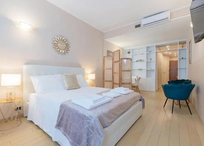 Retreats Duomo Апартаменты *