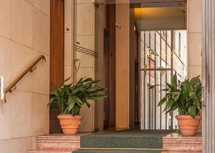 The Rent - With Balcony In Downtown Lejlighed Milano