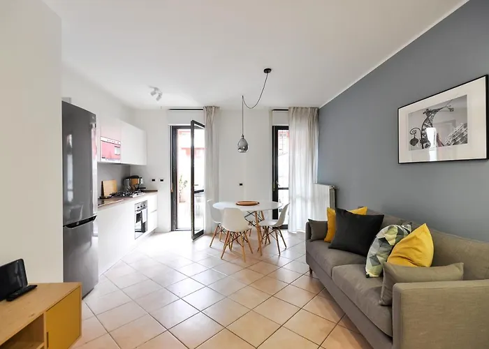 Guesthost - Casa Cri&eli Trilo X5 Con Terrazzo Apartmán Milán