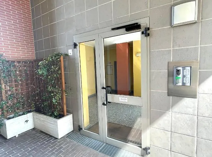 Elegant In With Panoramic Terrace