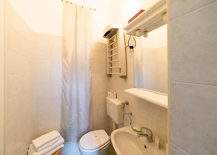 Apartman Hbhall Navigli 21 *