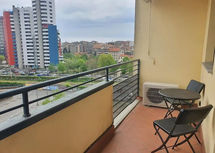 Porta Romana Gold Lägenhet *