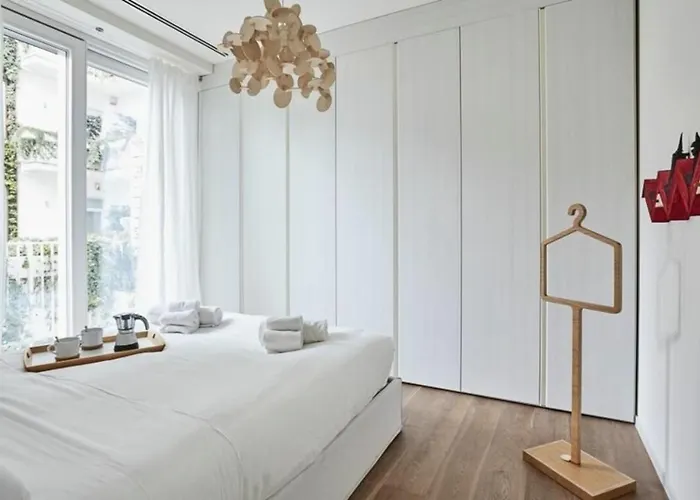 Palazzo Beltrade By Halldis * 밀라노