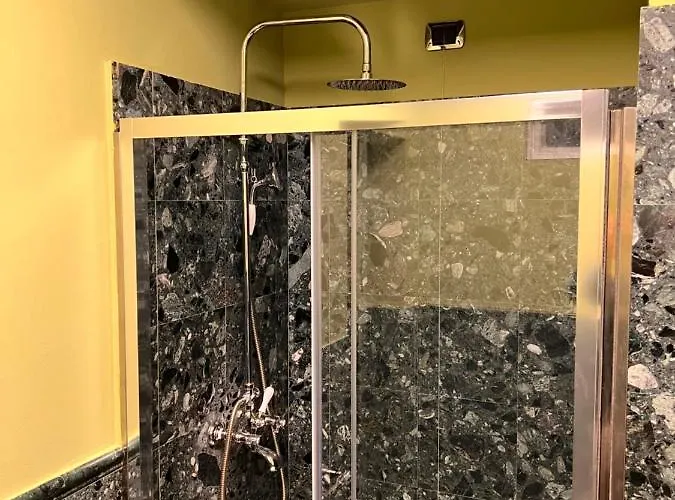 Camilla Easy Metro 4 3*