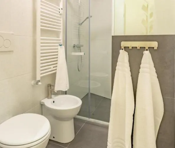 La Casa Colorata - Flats In - Bocconi *