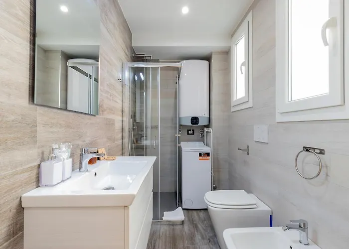 Retreats Duomo Милан