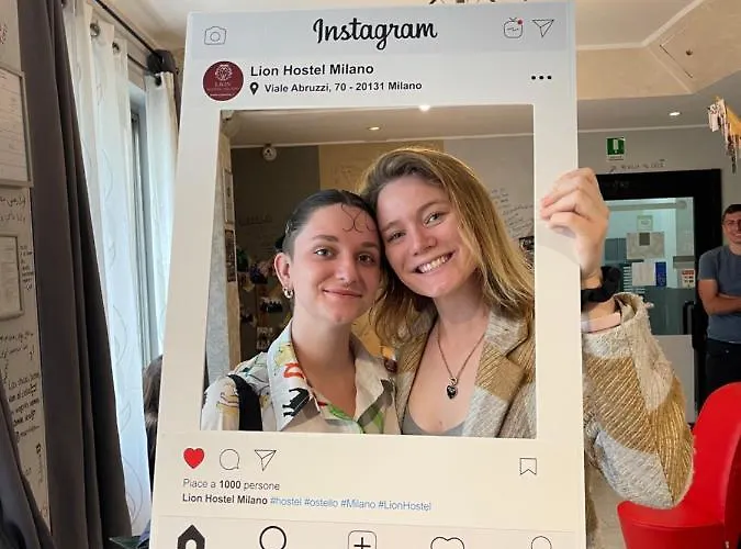 Hostel Lion & Youth *