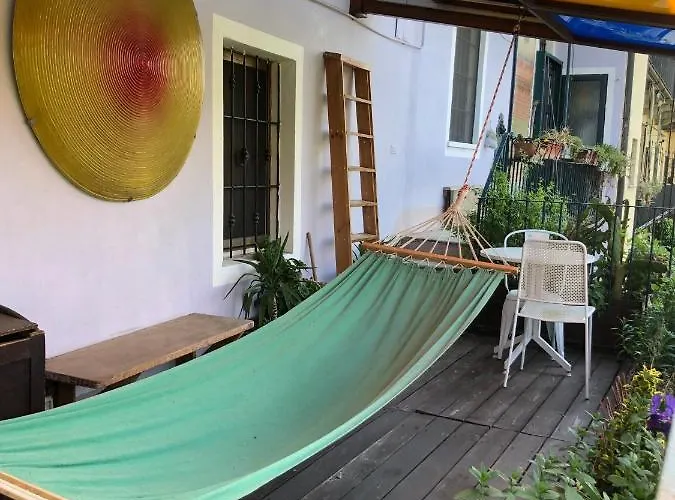 With Terrace And Loft With Garden In Naviglio Pavese *