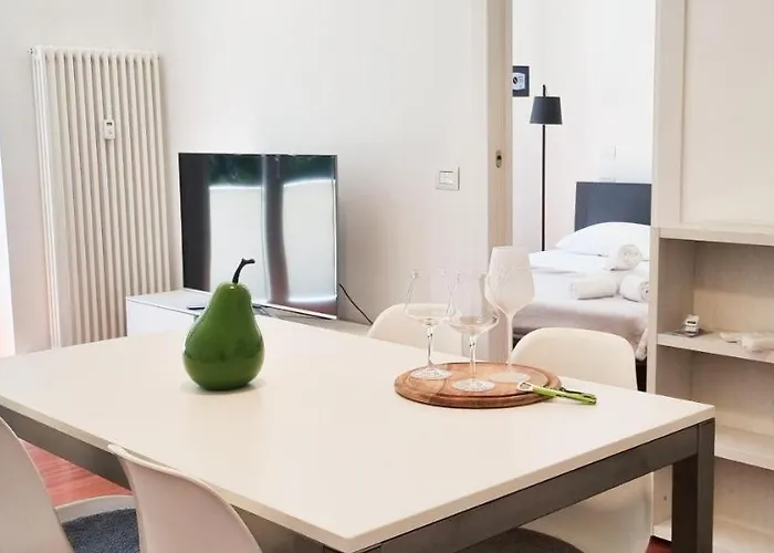 Joivy Superb Flat, 2 Balconies & Skyscrapers View Apartamento Milán