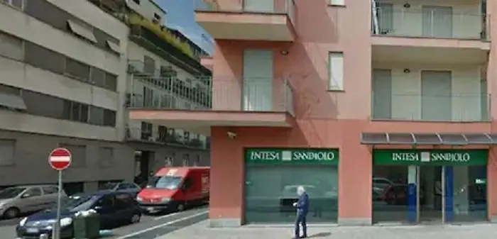 Floris בית הארחה *