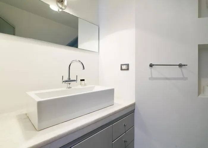 Apartment Duomo Luxury Viii