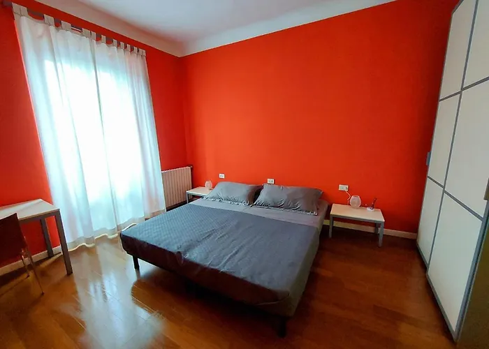 Garibaldi Station - L' Isola Che C'e - 12 Mins To Rho Fiera Milán