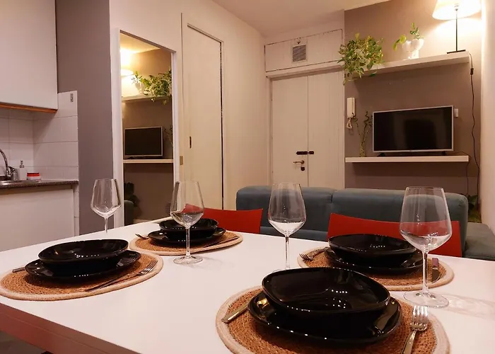 Garibaldi Station - L' Isola Che C'e - 12 Mins To Rho Fiera Milán