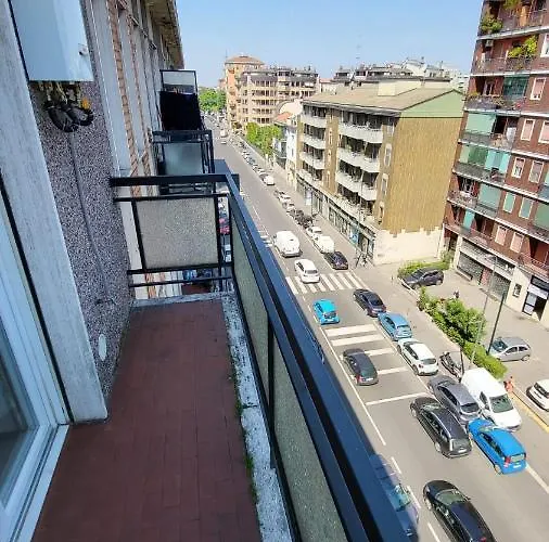 Fondazione Prada Metro Corvetto Splendido Monolocale Ristrutturato Ben Arredato Apartamento Milão