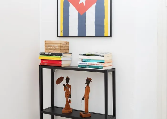 Lovely & Modern In China Town Area - Via Rosmini *